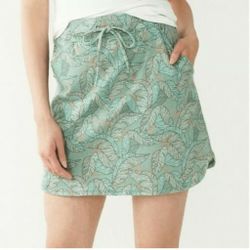 Cute, Casual Skorts & Skirt for Women. Size 10.