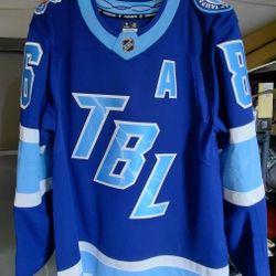 🔥 Tampa Bay Lightning Nikita Kucherov Stadium Series Jersey Size 52/XL NWT