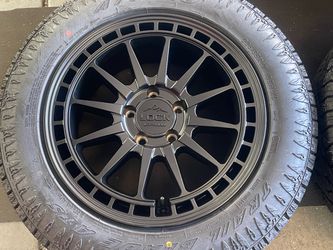 17” TOYOTA RAV4 WHEELS AND TIRES