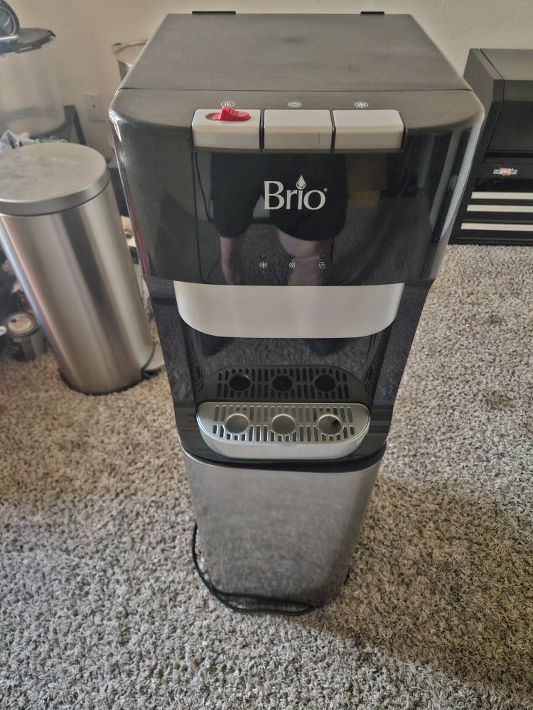 Brio Water Dispenser