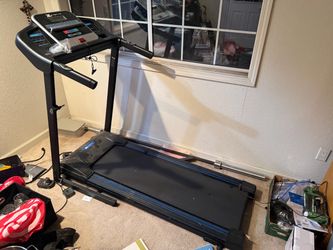 Xterra Folding Treadmill TR150