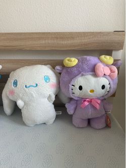 Hello kitty Aries and cinnamon roll