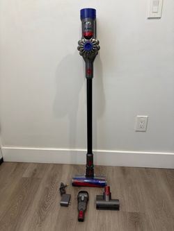 Vacuum Dyson V7 Fluffy