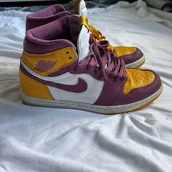 Men’s Jordan 1 Retro High ‘Brotherhood’ Size 9.5