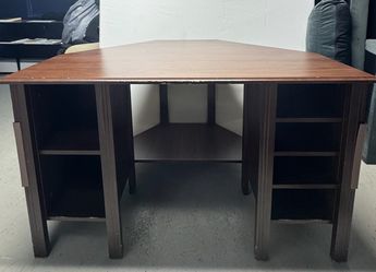 Corner Desk with Built-In Shelves