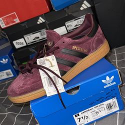 Multiple SHOES in the POST, REFER to PICS! Men and Women many sizes 7-11 ALL NEW NIKES & ADIDAS. 