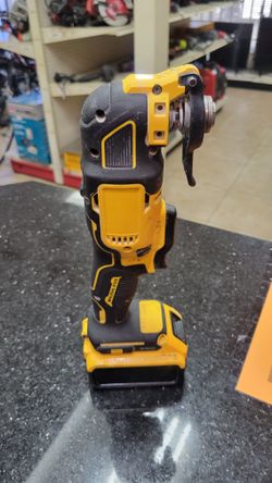 DeWalt DCS354 20V Brushless Oscillating Multi-Tool AND BATTERY 112054-3 JAR