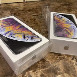 iPhone XS Maximum 256 Gig Silver Unlocked