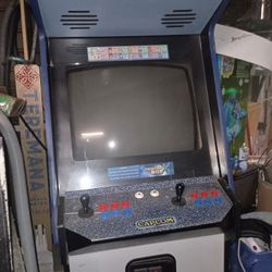 Street Fighter Cabinet With Pandora's Box Built Into It