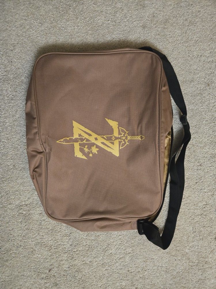 Zelda Messenger Bag