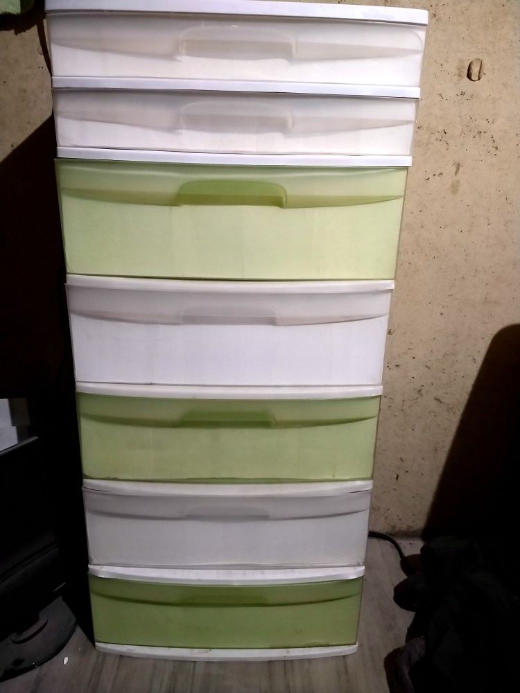 Free Plastic Drawer