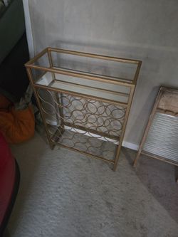 Wine shelf, good condition