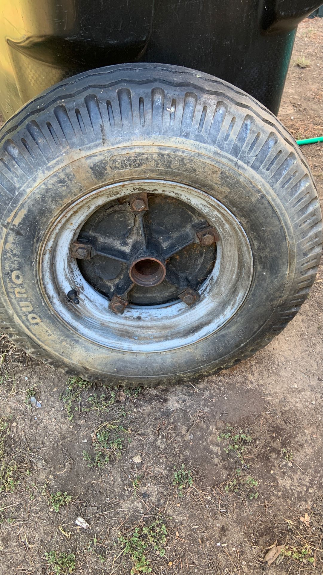 Tire rim and wheel for heavy trailer