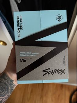 Scyrox v6 gaming mouse