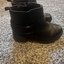 OshKosh B’gosh Toddler Boots Size 7M Girls