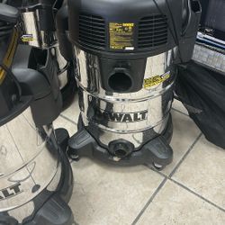 Vacuum Dewalt