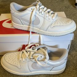 Nike Air Jordans White