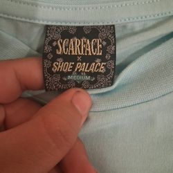 Size M Scarface Shirt