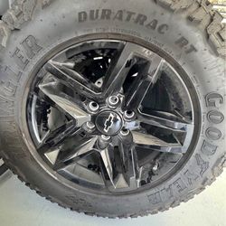 18 In Silverado Trail Boss Wheels 