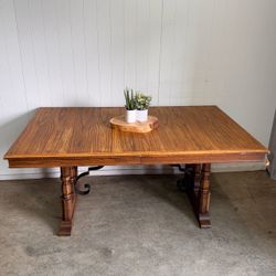 Broyhill vintage 6 person dining table - FREE DELIVERY