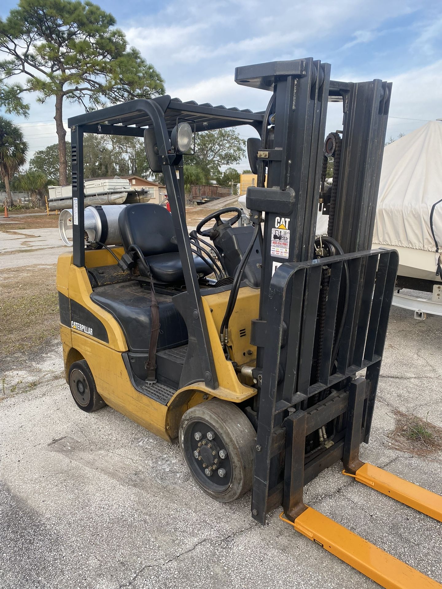 Caterpillar Forklift 