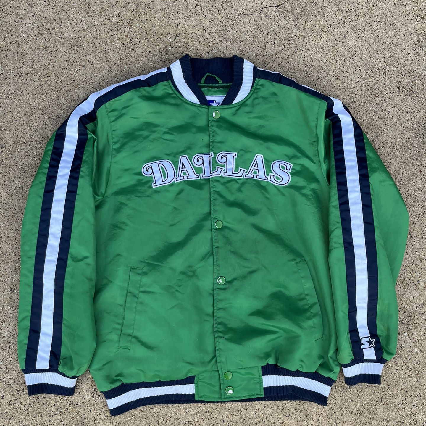 Vintage Dallas Mavericks (READ DESCRIPTION) for Sale in Duncanville, TX -  OfferUp