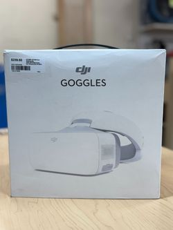 DJI GOGGLES VR HEADSET WITH BOX USED