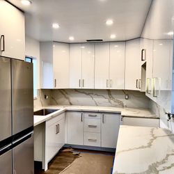 Kitchen Cabinets: Glossy White European Style