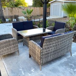 Outdoor Dining Set 