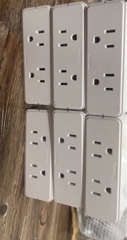 Govee 6 pack smart plug with dual sockets