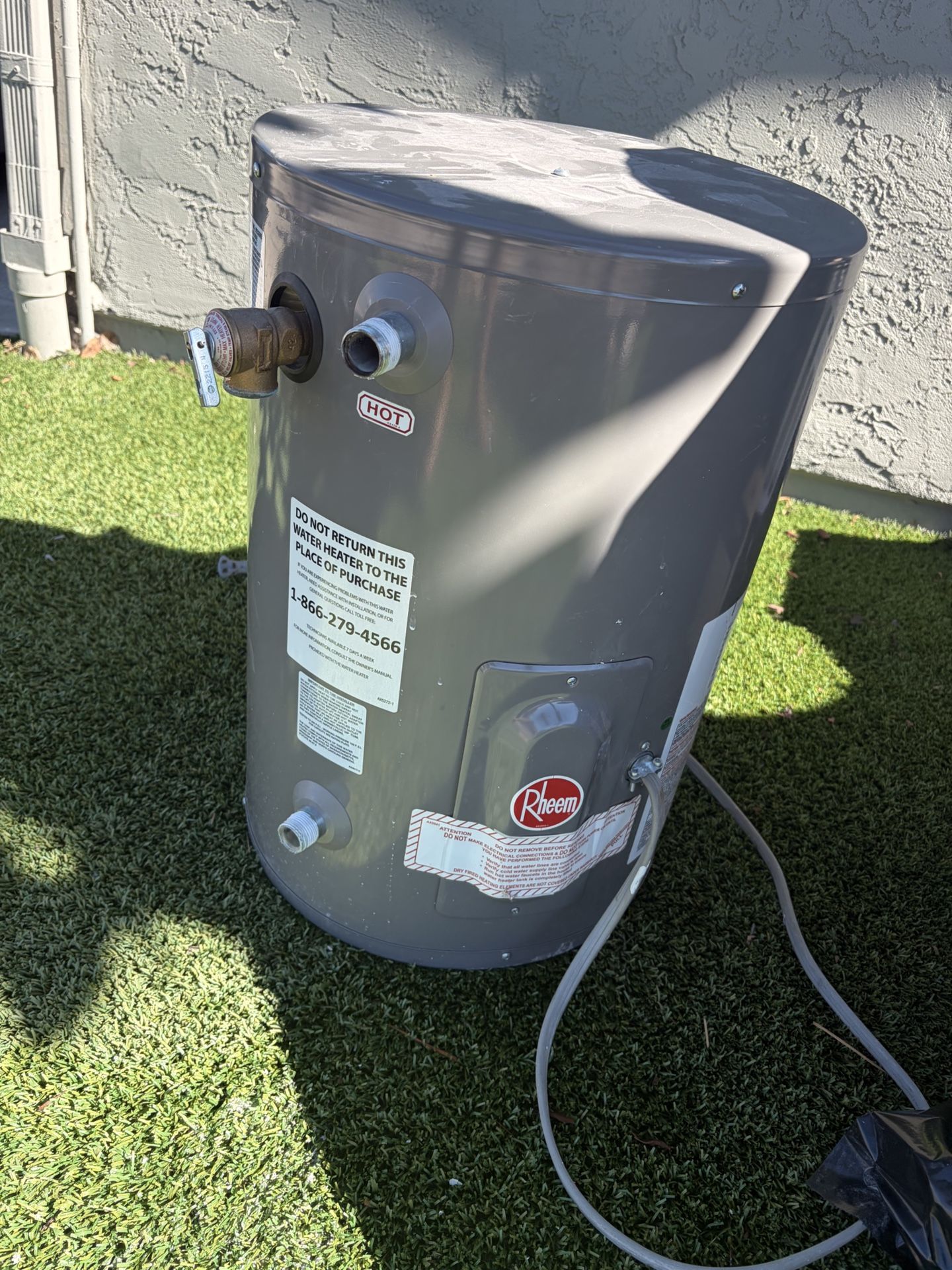 Rheem 10 Gallon Electric Water Heater 