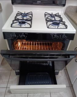Stove / estufa Hotpoint ( free delivery 🚚