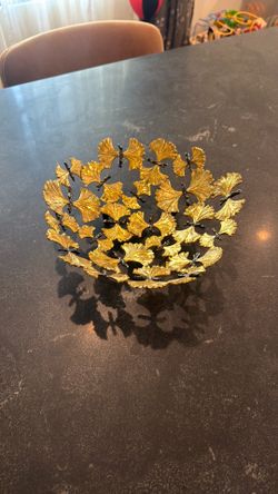 Butterfly Ginkgo Bread Basket