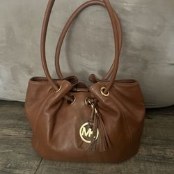 MICHAEL KORS Hobo Satchel Bucket Bag