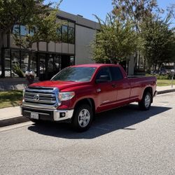 2017 Toyota Tundra Double Cab SR5 Pickup 4D 8 ft
