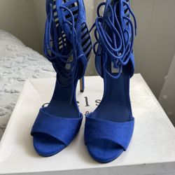 Chelsea & Zoe Women's FABAYANN Royal Microfiber Heels Size 7.5