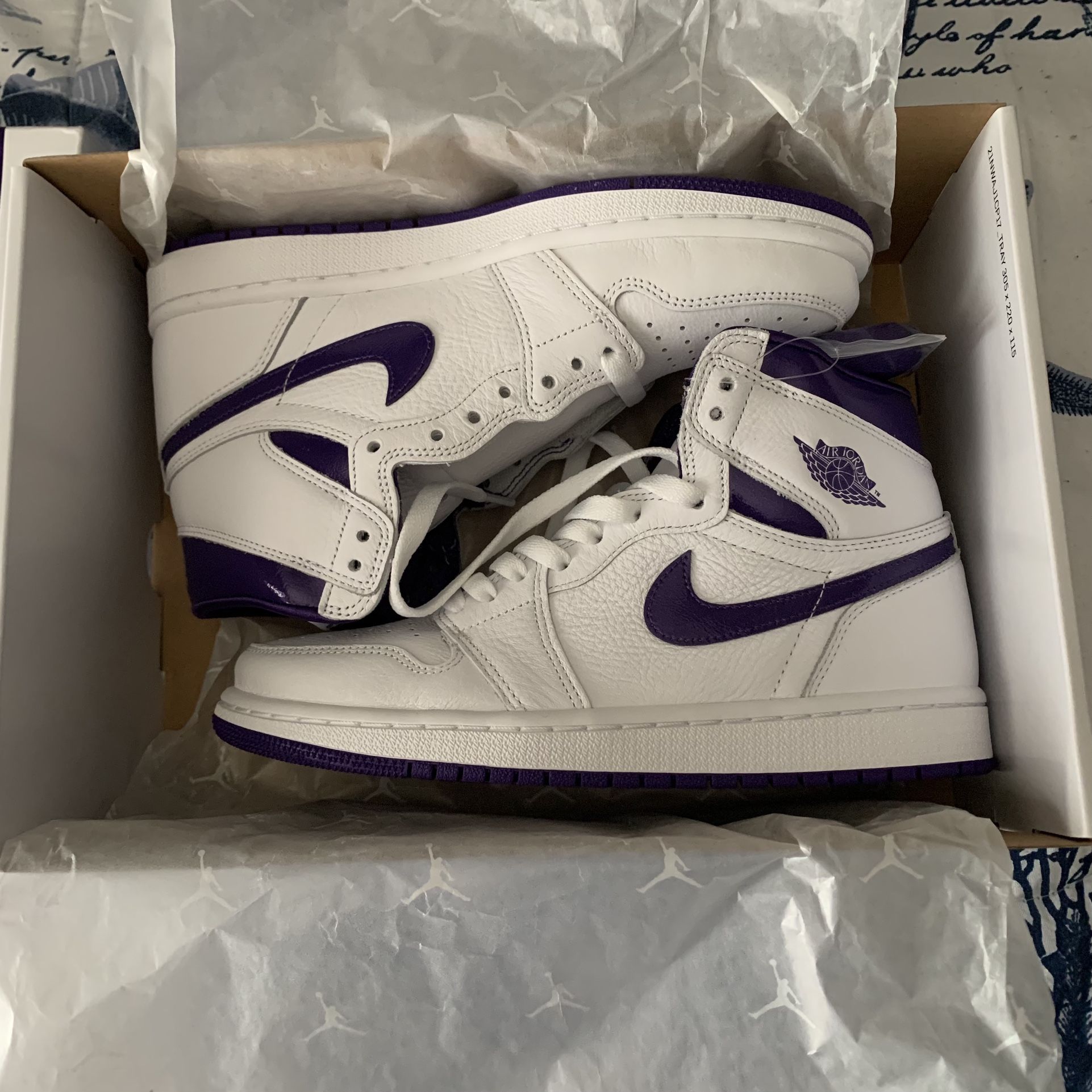 Air Jordan 1 High OG “Court Purple” W