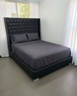 Queen Bed for Sale! Ask for Price! Preguntar Precio 