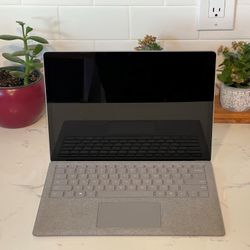Microsoft Surface Laptop 13.5”