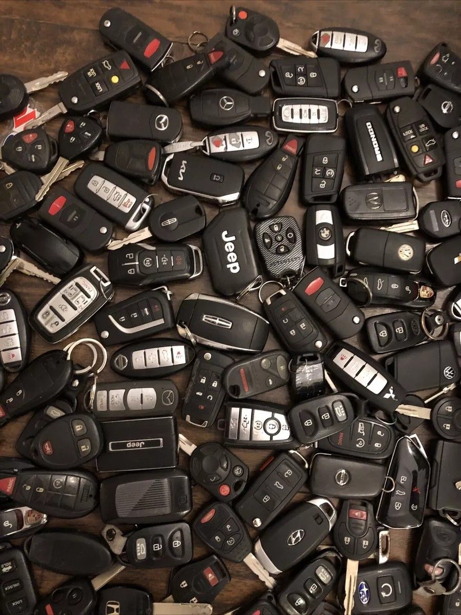 Car keys Bmw new key fob Lexus key fob Nissan key Jeep key Bentley key Toyota key fob