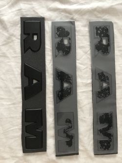 Truck RAM letters