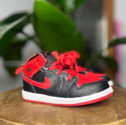 Infant Jordans 8C