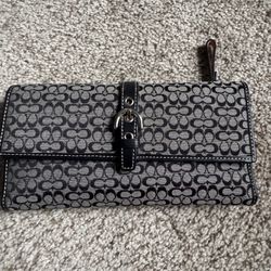 New Coach Wallet 
