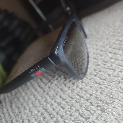 Gucci Shades Not A Scratch New Condition $150.00.     Or $170  With Gucci T Shirt