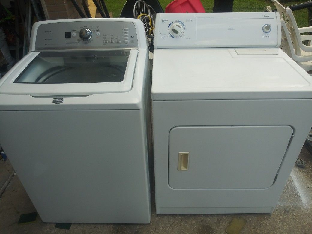 Maytag bravos x energy saving washer and whirlpool commercial extra large capacity dryer