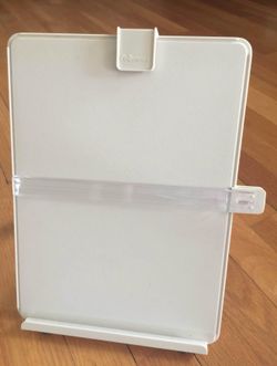 Nice Fellowes Copy Holder - Great to hold Music upright while playing instruments!