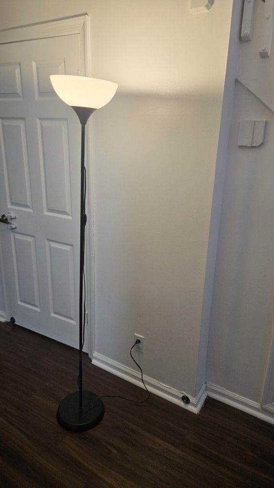 Standing Light X3