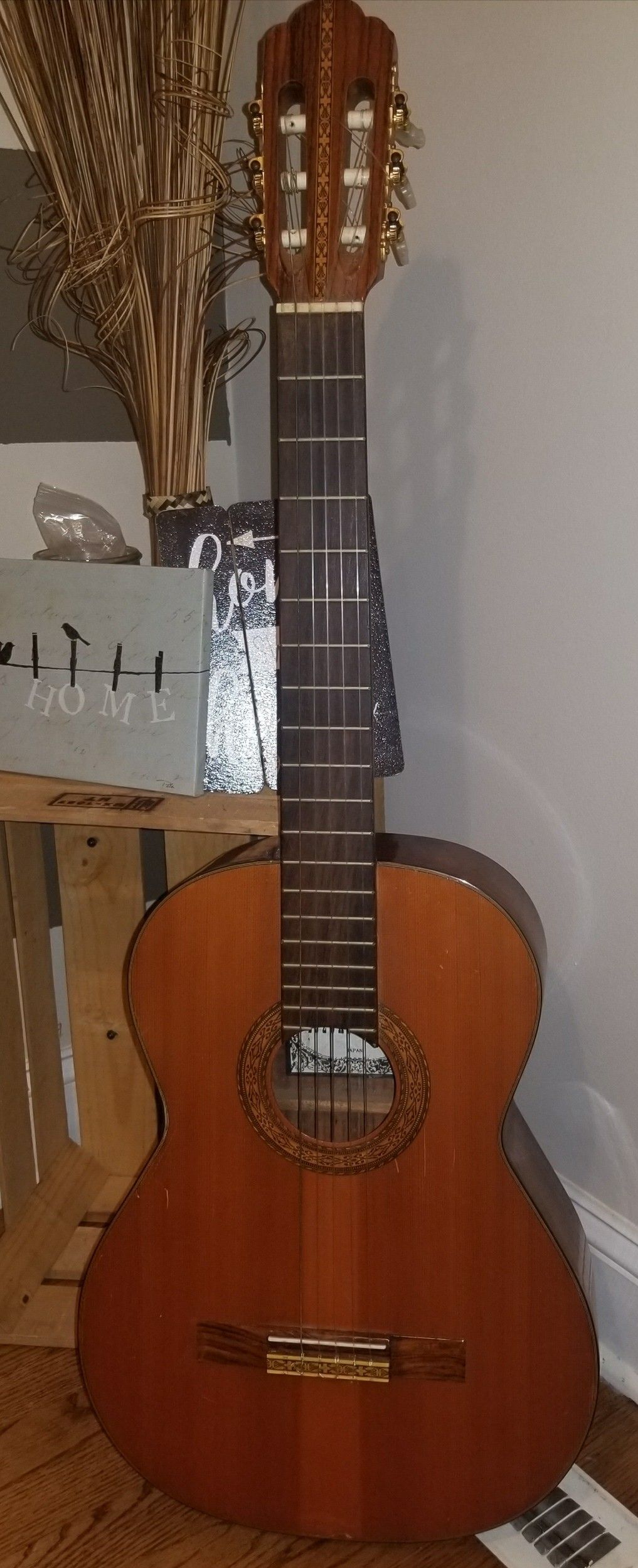 Vintage 1970 Kiso Suzuki No. 15 Classical Acoustic Guitar