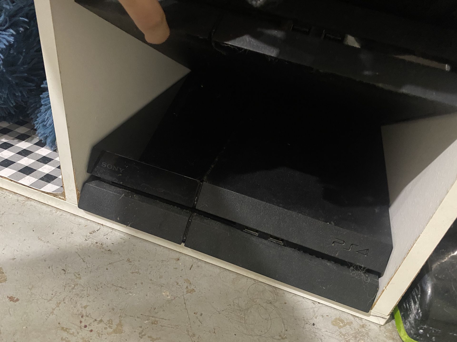 2 Ps4 FOR PARTS