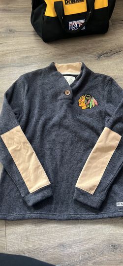 Women's Blackhawks Sweater - L